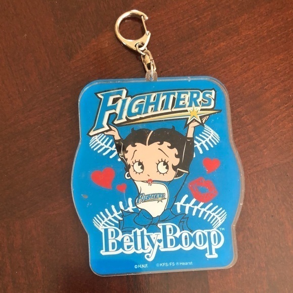 Jewelry - Betty Boop Fighters Keychain - Blue